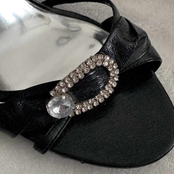 Black Stilettos - Picture 2 of 5